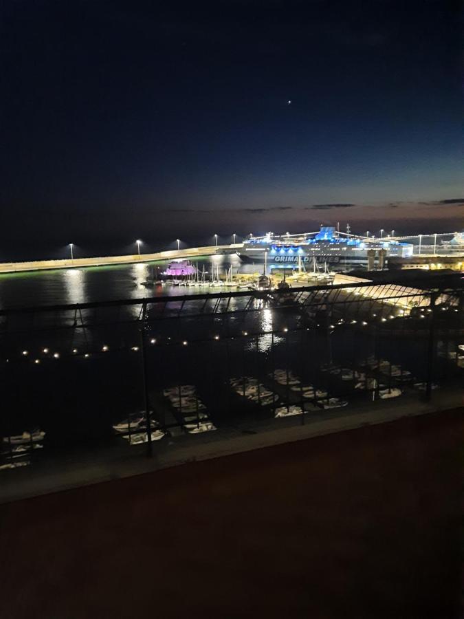 Mare Fuori Apartment شيفيتافيكْيا المظهر الخارجي الصورة