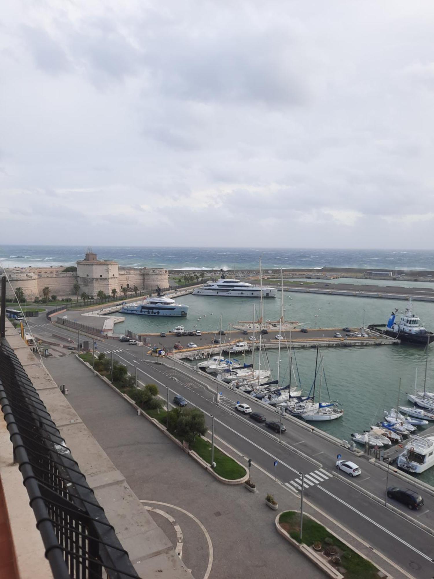 Mare Fuori Apartment شيفيتافيكْيا المظهر الخارجي الصورة